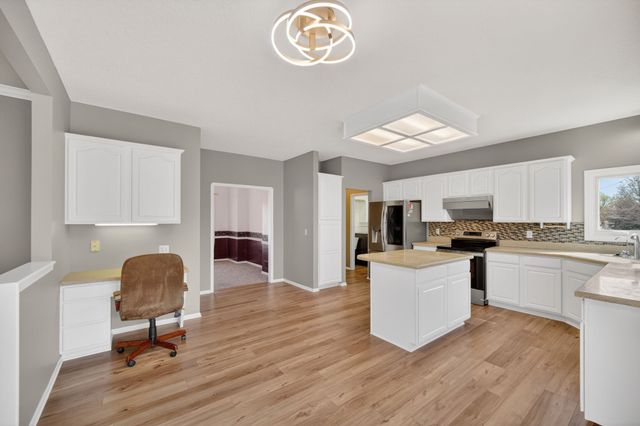 206 NW Springbrooke Court, Ankeny, IA 50023