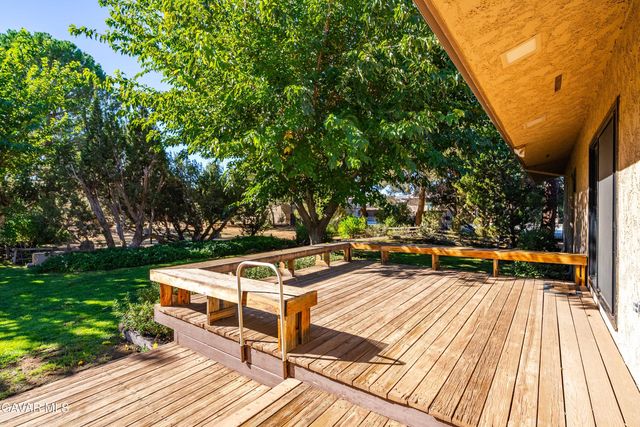 2238 W Avenue N4, Palmdale, CA 93551