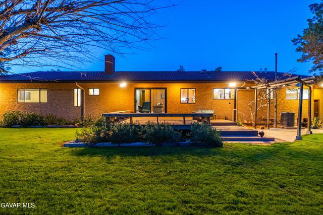 2238 W Avenue N4, Palmdale, CA 93551