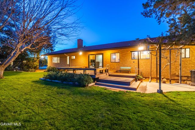 2238 W Avenue N4, Palmdale, CA 93551