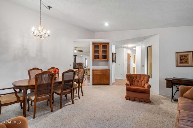 2238 W Avenue N4, Palmdale, CA 93551