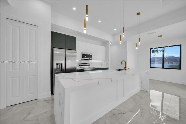 14 EL DORADO BLVD N, Cape Coral, FL 33993