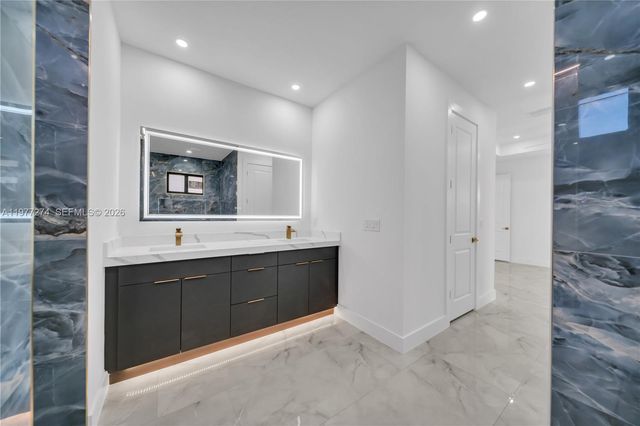 14 EL DORADO BLVD N, Cape Coral, FL 33993