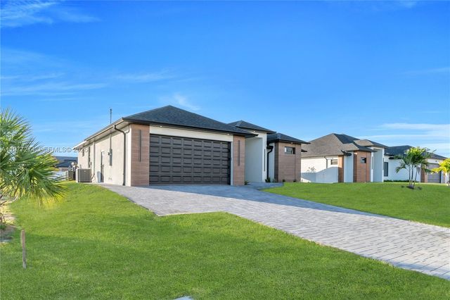 14 EL DORADO BLVD N, Cape Coral, FL 33993