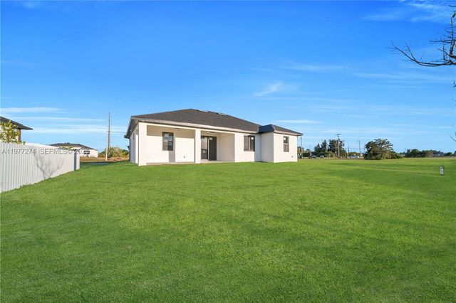 14 EL DORADO BLVD N, Cape Coral, FL 33993