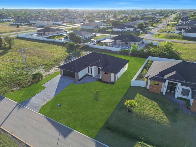 14 EL DORADO BLVD N, Cape Coral, FL 33993