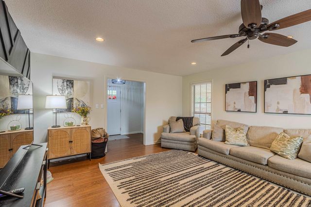 74 Sundale Circle, Paragould, AR 72450