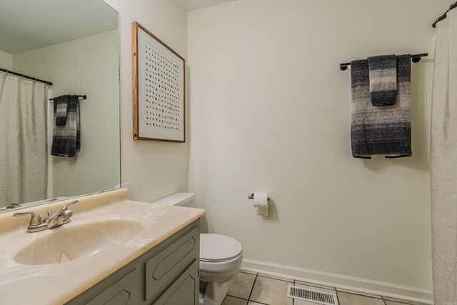 74 Sundale Circle, Paragould, AR 72450