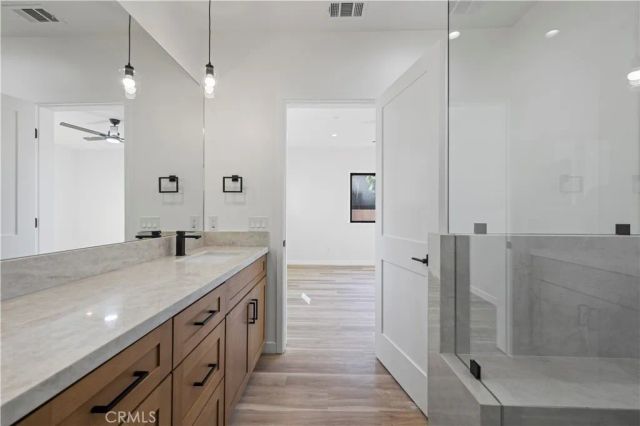 4208 New York Ave, La Crescenta, CA 91214