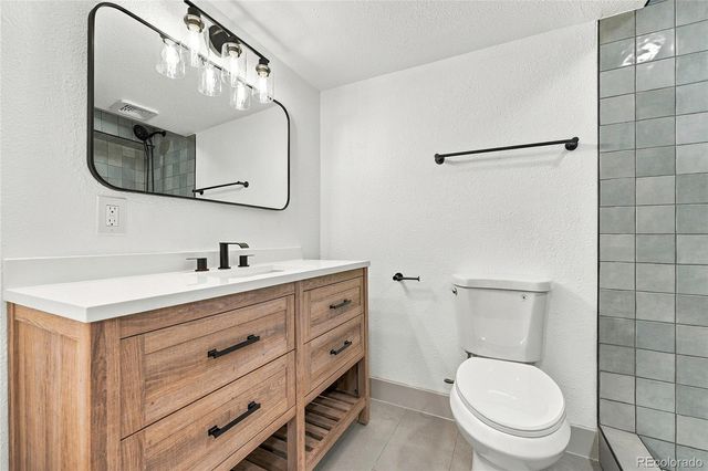 7719 S Cove Circle, Centennial, CO 80122