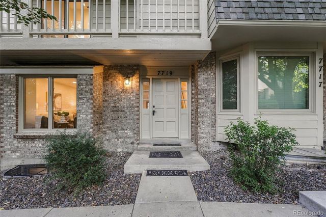 7719 S Cove Circle, Centennial, CO 80122