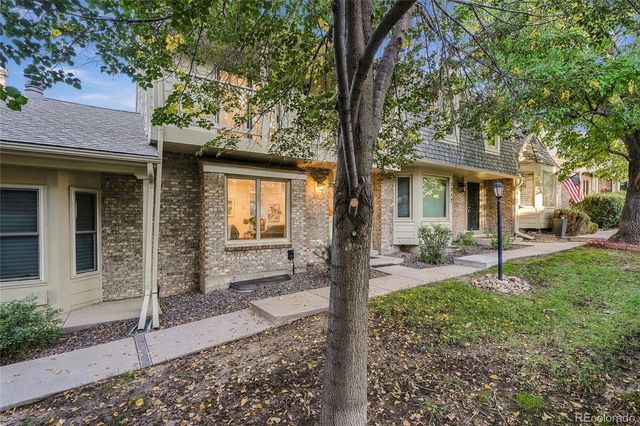 7719 S Cove Circle, Centennial, CO 80122