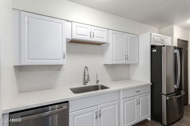 9826 W SANTA FE Drive, Sun City, AZ 85351