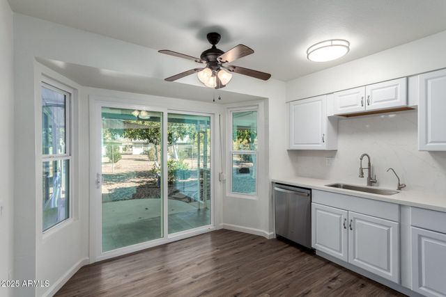 9826 W SANTA FE Drive, Sun City, AZ 85351