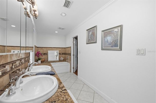 176 MAPLE AVENUE, Palm Harbor, FL 34684