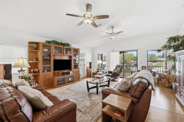 176 MAPLE AVENUE, Palm Harbor, FL 34684