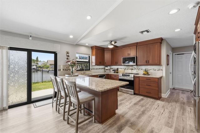 176 MAPLE AVENUE, Palm Harbor, FL 34684