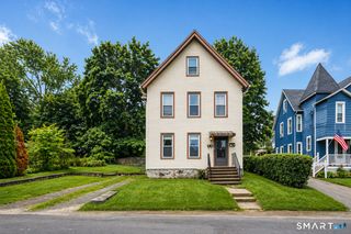 10 Huntington Avenue 1st Floor, Shelton, CT 06484