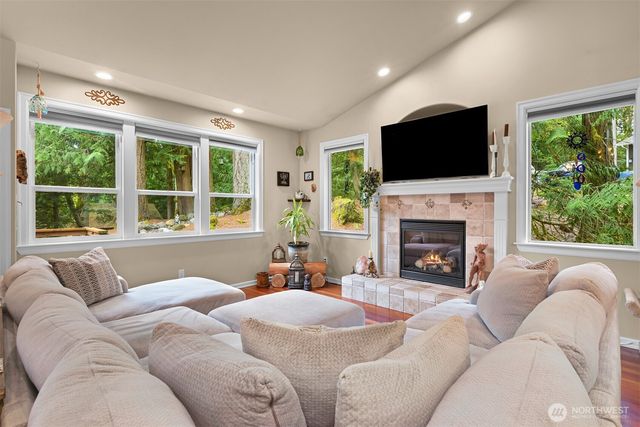 4 Indian Ridge Court, Bellingham, WA 98229
