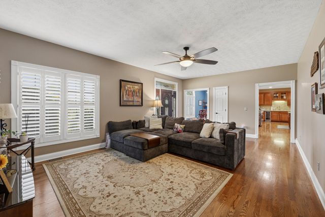 3006 Planters Row Drive, Richmond, KY 40475