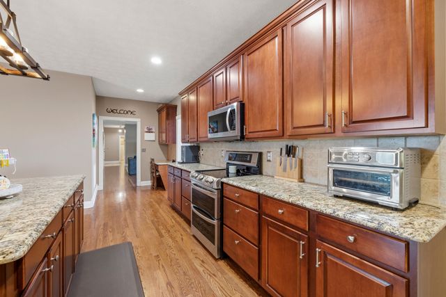 3006 Planters Row Drive, Richmond, KY 40475