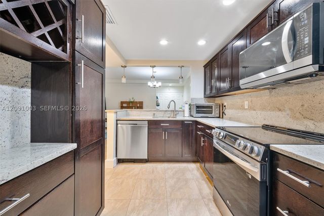 323 Navarre Ave 101, Coral Gables, FL 33134