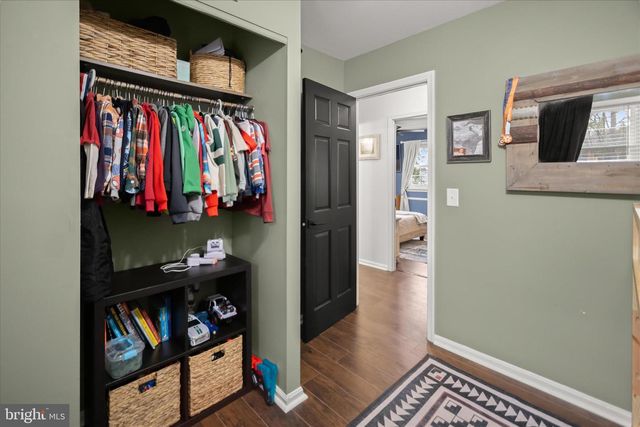 7905 E RIVERSIDE DR, Pasadena, MD 21122