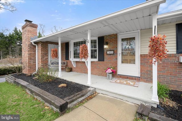7905 E RIVERSIDE DR, Pasadena, MD 21122