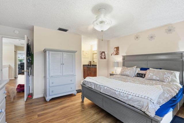 2049 NW 45th Avenue, Coconut Creek, FL 33066