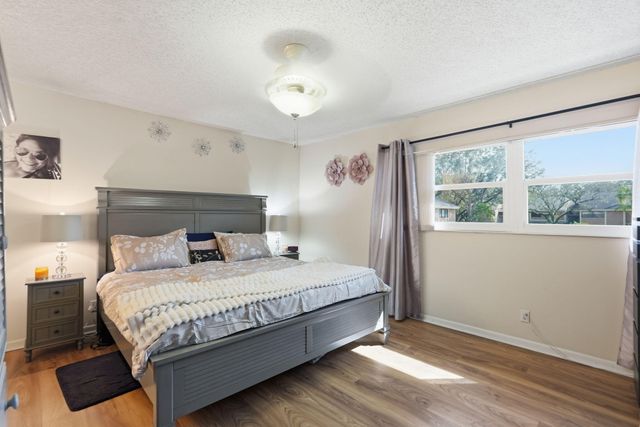 2049 NW 45th Avenue, Coconut Creek, FL 33066