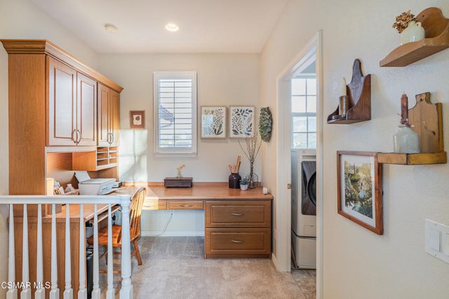 196 Via Rebecca, Newbury Park, CA 91320