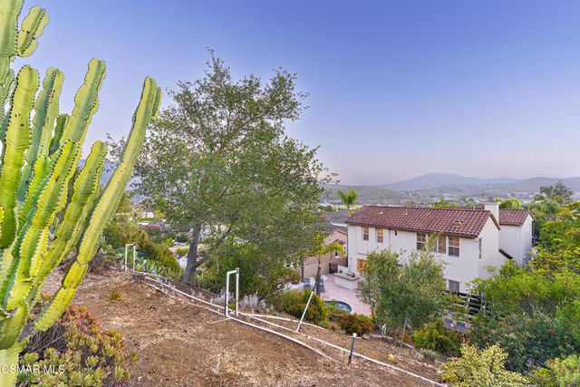 196 Via Rebecca, Newbury Park, CA 91320