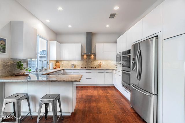 196 Via Rebecca, Newbury Park, CA 91320