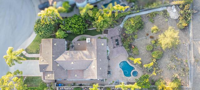 196 Via Rebecca, Newbury Park, CA 91320