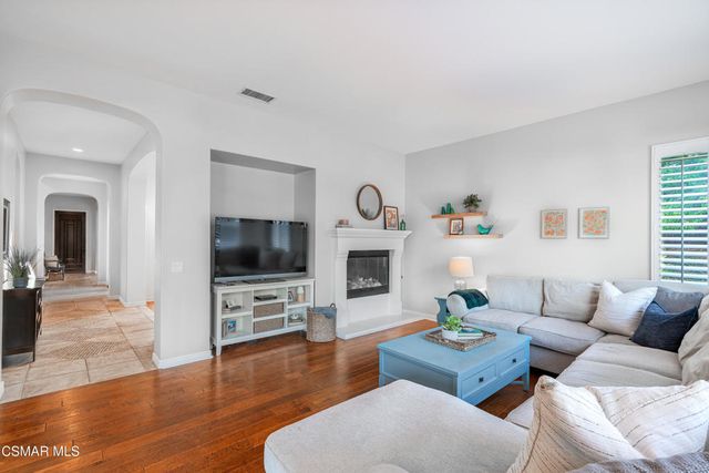 196 Via Rebecca, Newbury Park, CA 91320