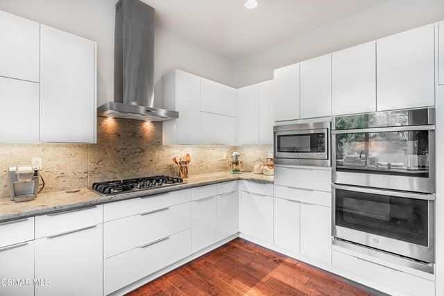 196 Via Rebecca, Newbury Park, CA 91320