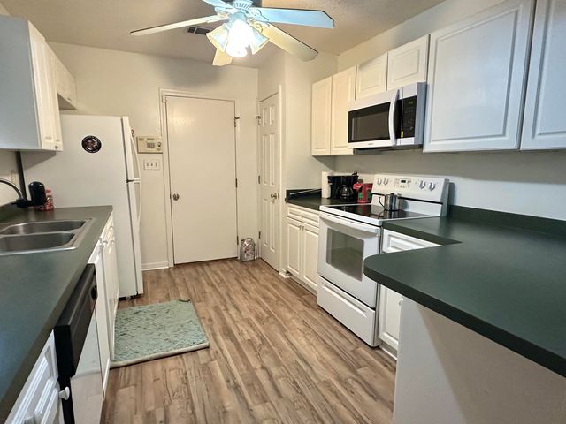 1137 Jeni Mae Court, Fort Walton Beach, FL 32547