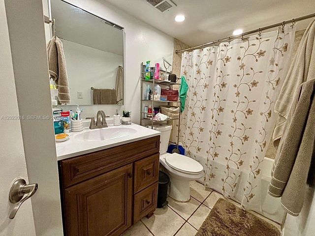 1080 N Benoist Farms Rd 107, West Palm Beach, FL 33411