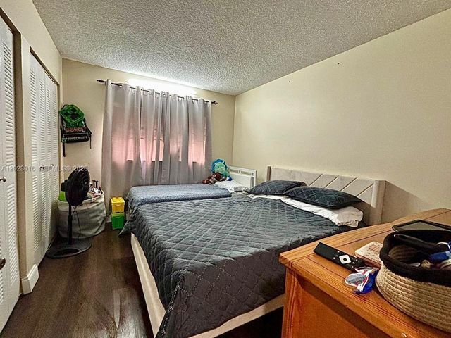 1080 N Benoist Farms Rd 107, West Palm Beach, FL 33411
