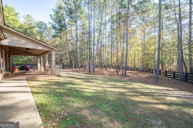 44 Viburnum Way, Pine Mountain, GA 31822