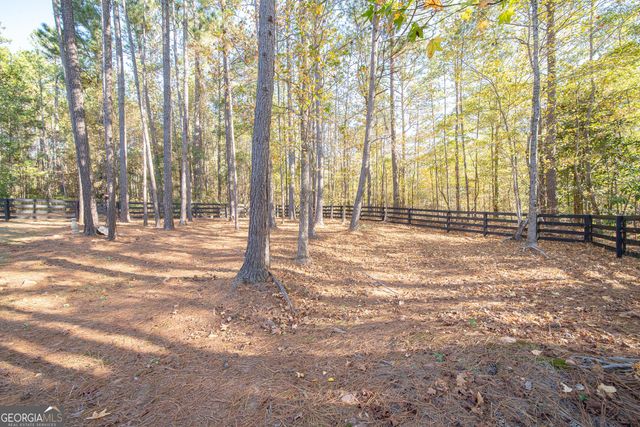 44 Viburnum Way, Pine Mountain, GA 31822
