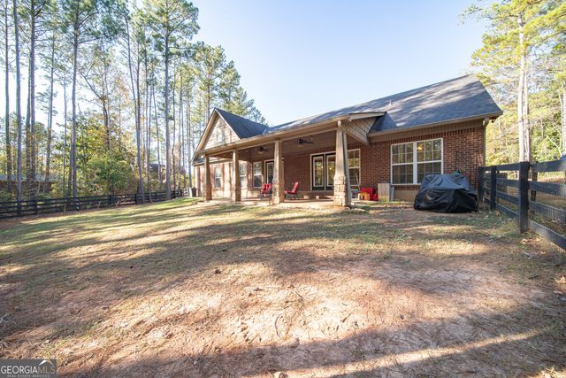 44 Viburnum Way, Pine Mountain, GA 31822