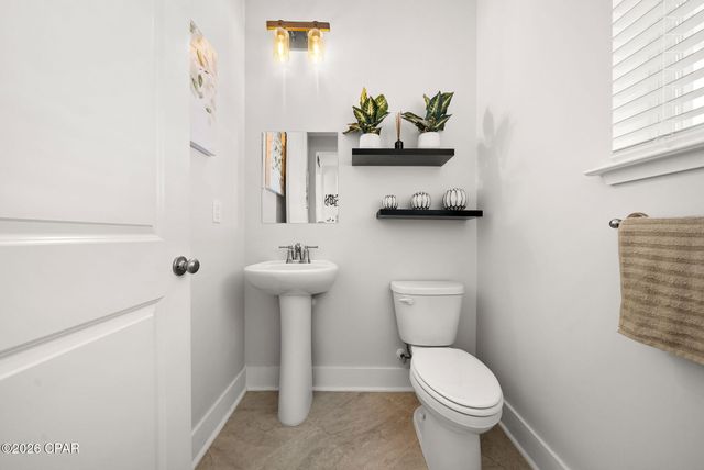 2101 Kingfisher Court, Panama City, FL 32405