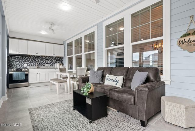 2101 Kingfisher Court, Panama City, FL 32405