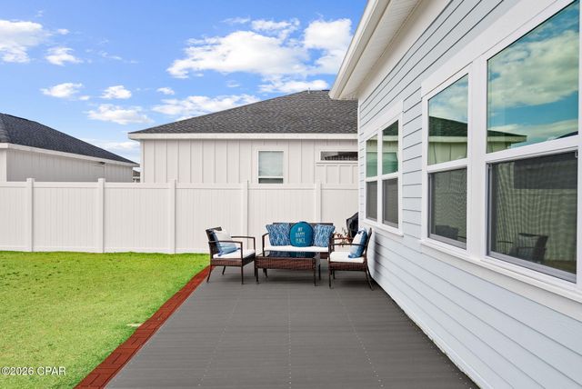 2101 Kingfisher Court, Panama City, FL 32405