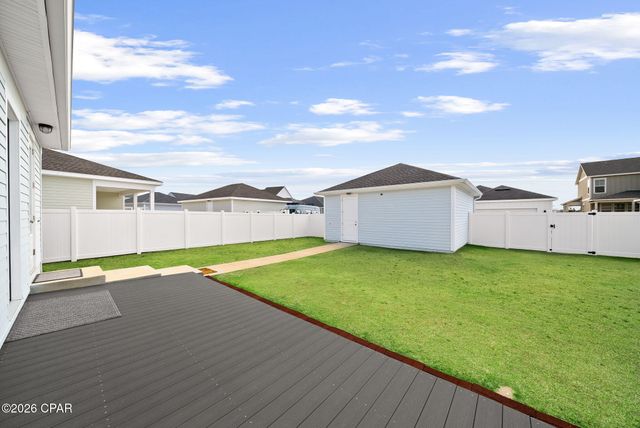 2101 Kingfisher Court, Panama City, FL 32405