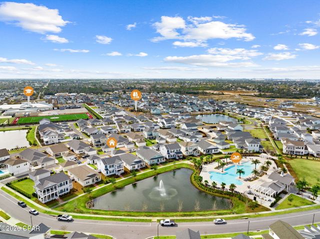 2101 Kingfisher Court, Panama City, FL 32405