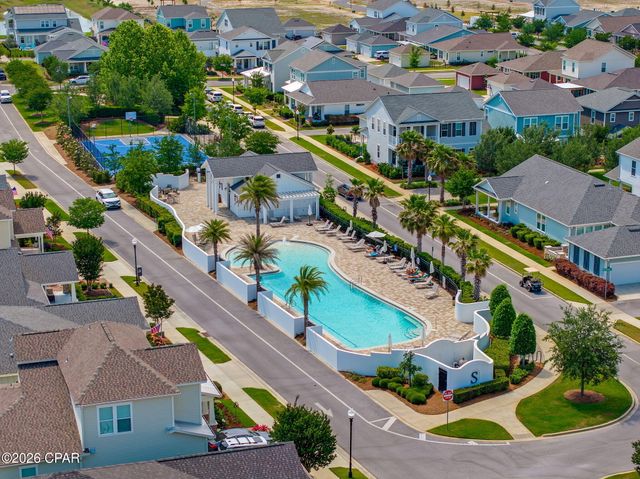 2101 Kingfisher Court, Panama City, FL 32405