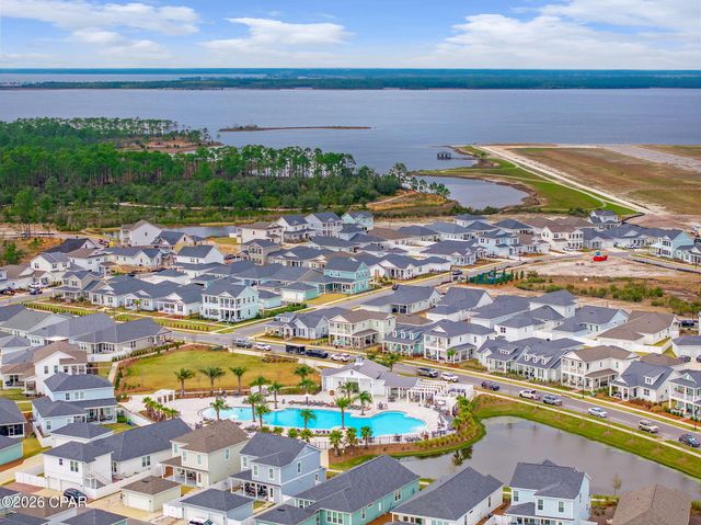 2101 Kingfisher Court, Panama City, FL 32405