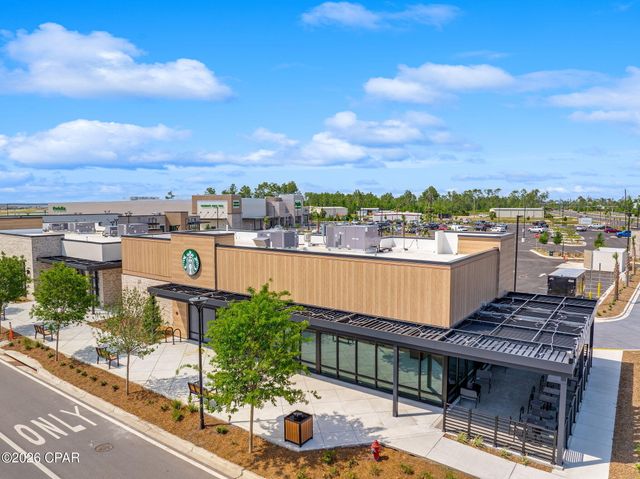 2101 Kingfisher Court, Panama City, FL 32405